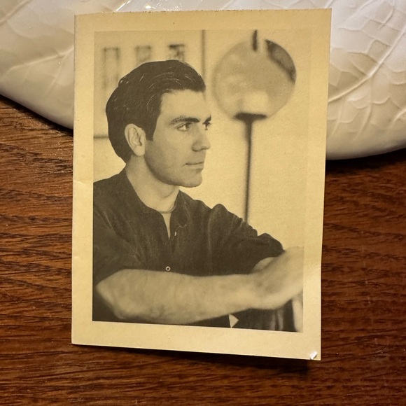 White Leaf Platter - Picture 4 of 8